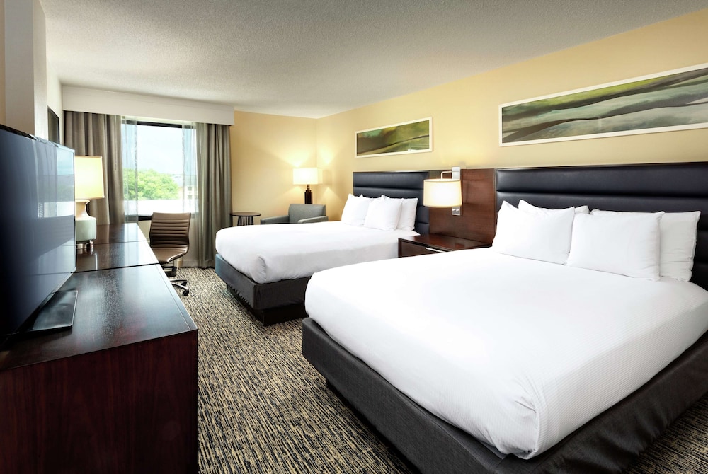 DoubleTree by Hilton Columbia South Carolina 12/43