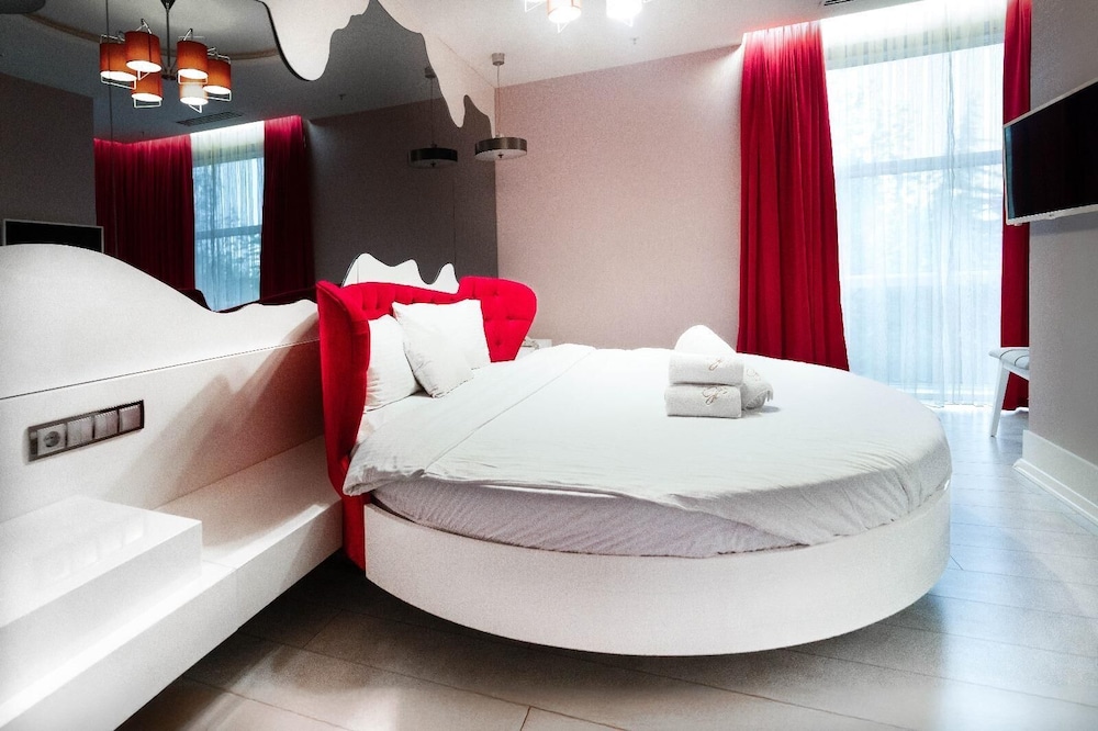 Golden Pearl Boutique Hotel - Adults Only 5/66