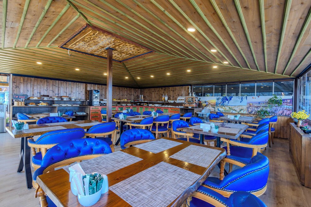 Kayatas Hotel 31/45