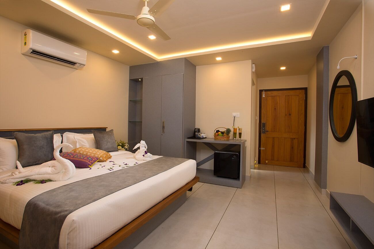 Standard, King Bed