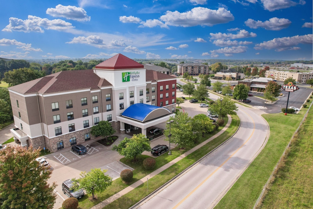 Holiday Inn Express Hotel And Suites Springfield Medical District 1/34
