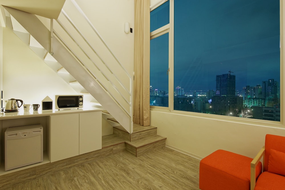 Hotel 7 Taichung 8/71