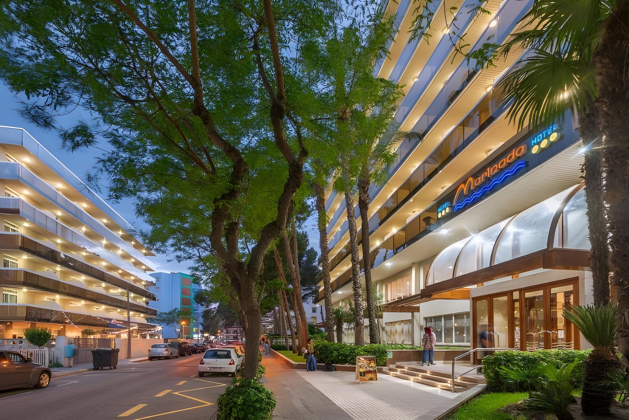 Ponient Aparthotel Marinada 47/48