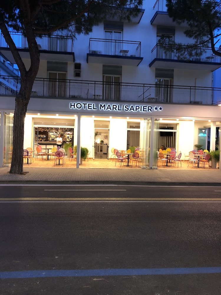 Hotel Marlisa Pier photo1