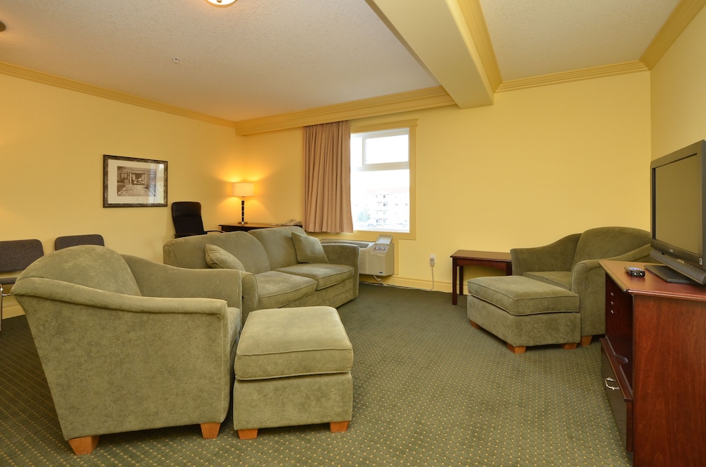 Big Lake Inn 33/51