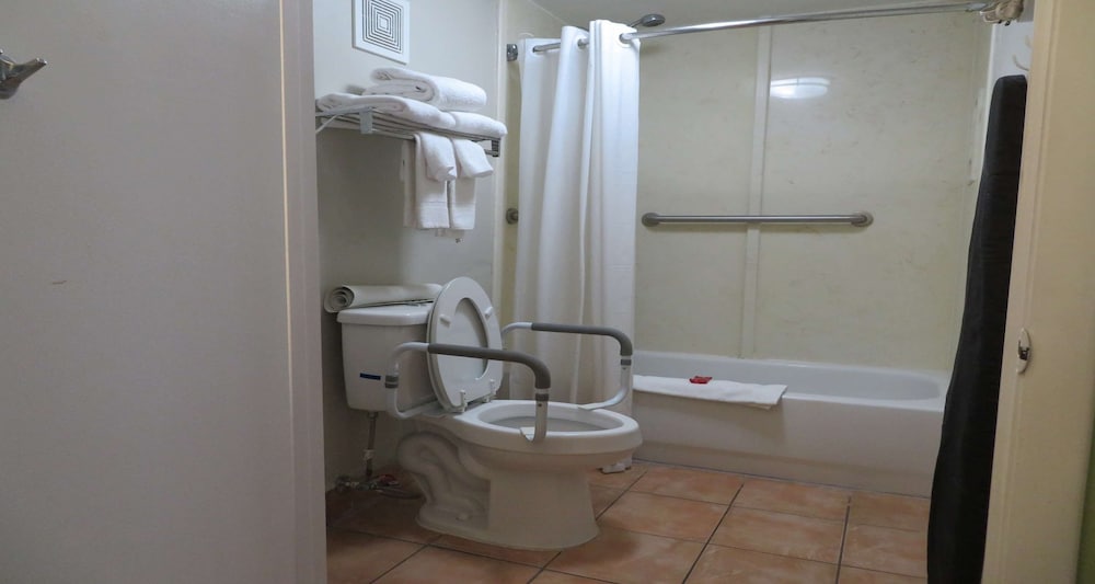 SureStay Plus Hotel by Best Western St Marys Cumberland 12/37