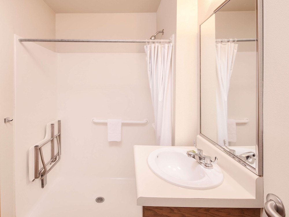 Extended Stay America Select Suites Fayetteville Fort Bragg 13/50