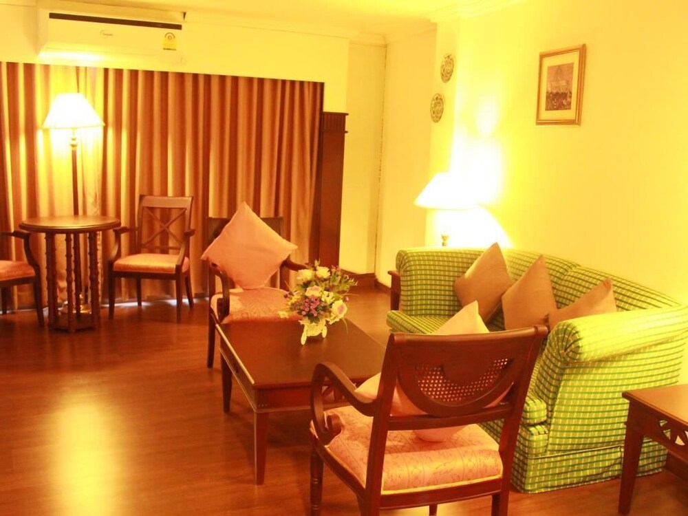 Mayflower Grande Hotel Phitsanulok 24/42