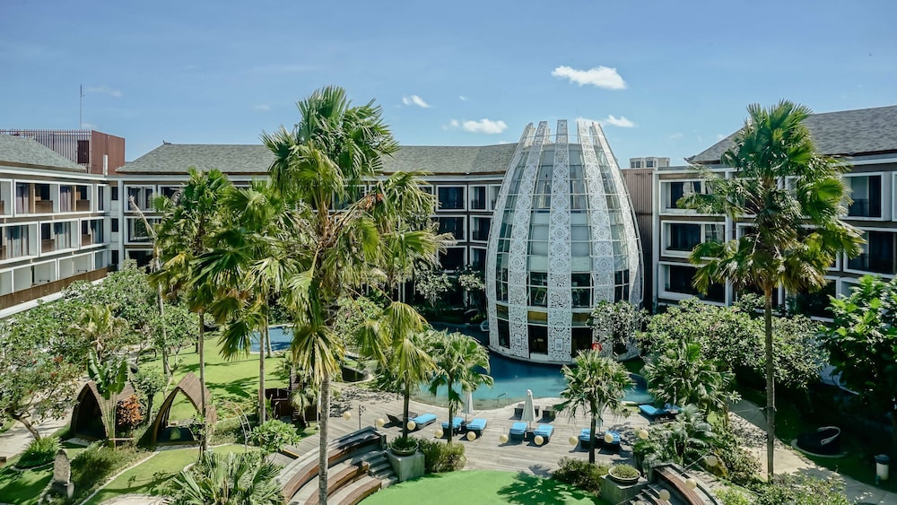Golden Tulip Jineng Resort Bali Hotel 3/74