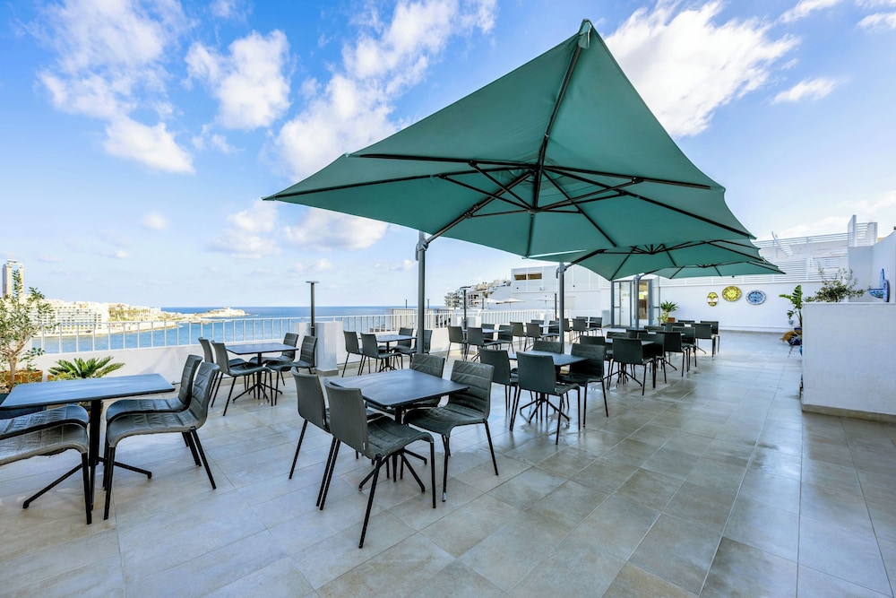 Plaza Regency Hotels 36/50