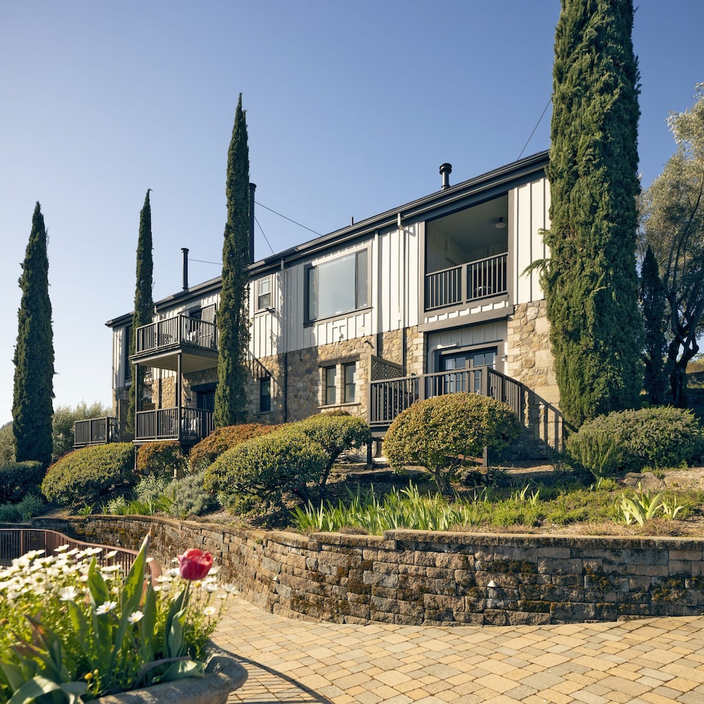 Wine Country Inn 1/74