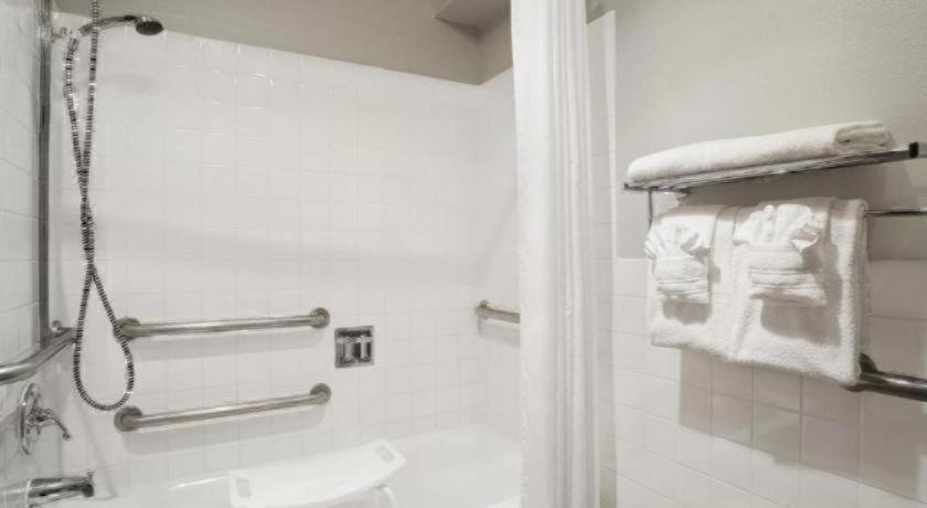 Days Inn Lacey Olympia Area 17/19