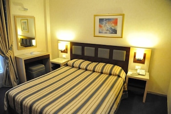 Rex Hotel 23/48
