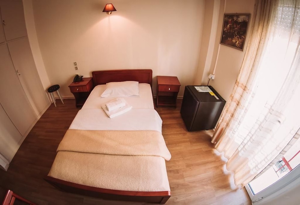 Hotel King Pyrros 30/38