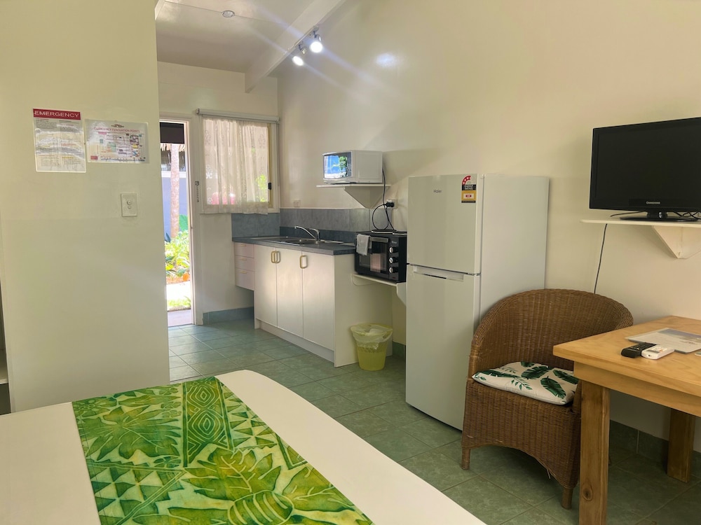 CLUB RARO RESORT 49/75