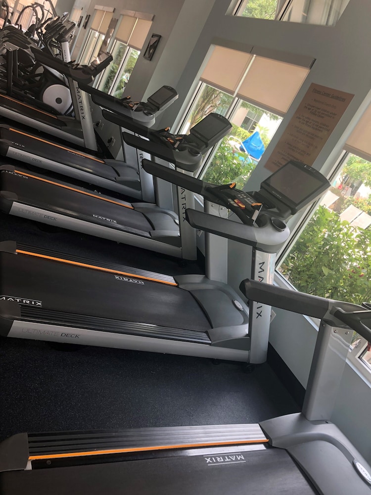 TownePlace Suites Orlando at Flamingo Crossings Town Center/Western Entrance 39/69