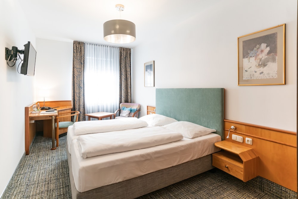 Altstadthotel Grauer Wolf 10/29