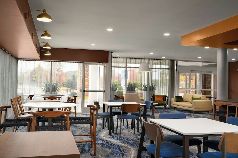 Fairfield Inn Suites By Marriott Chesapeake Suffolk 37/52