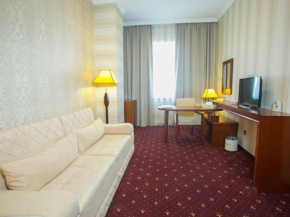 Emerald Hotel Baku 47/58