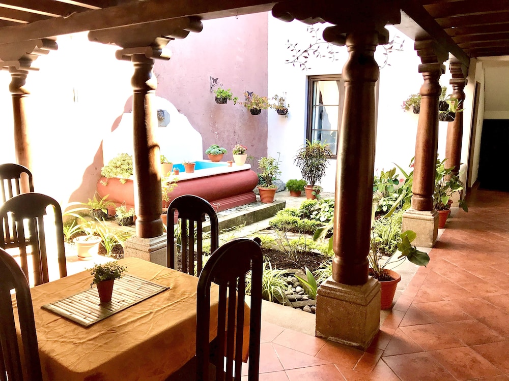 Hotel La Galeria 27/50