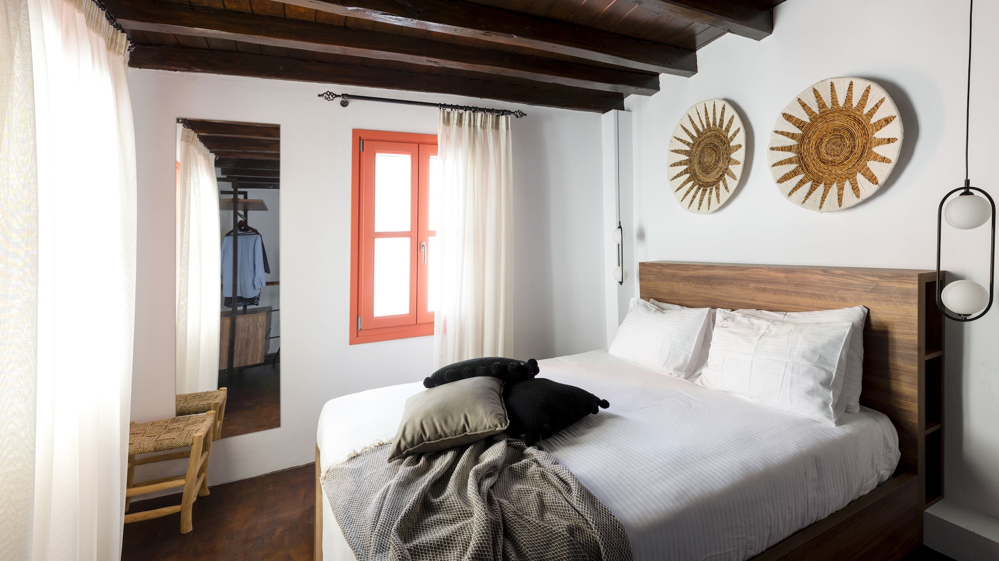 ATRIUM, SUITE, QUEEN BED