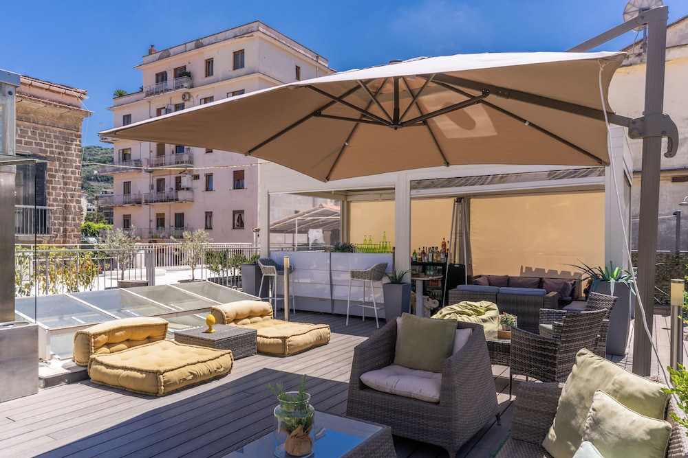 Sorrento City Hotel 58/76
