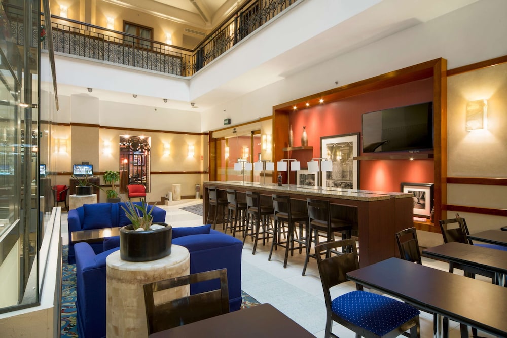 Hampton Inn & Suites Mexico City - Centro Historico 65/73