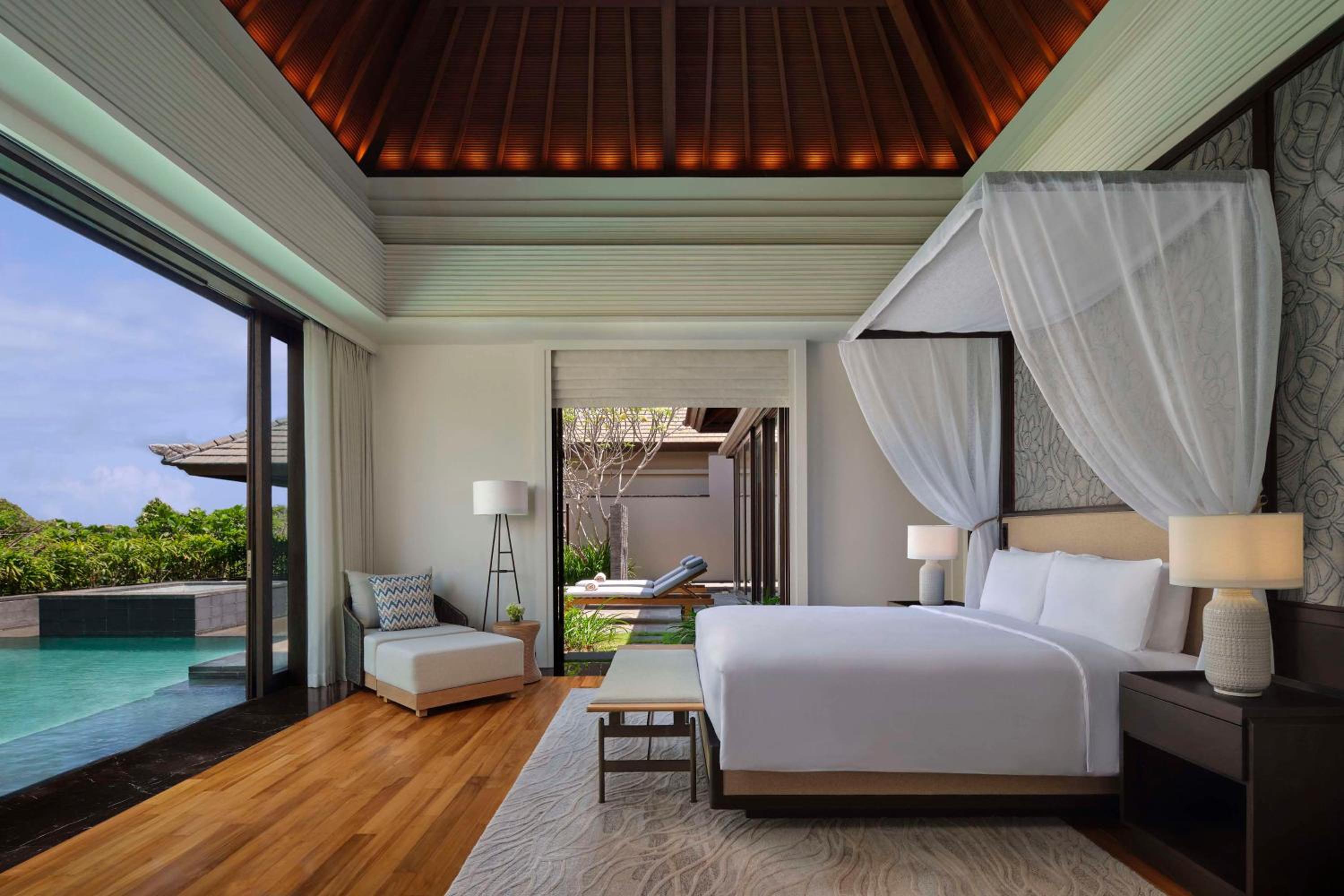 2 Bedrooms, Pool, Tropical, Garden, Villa, King Bed