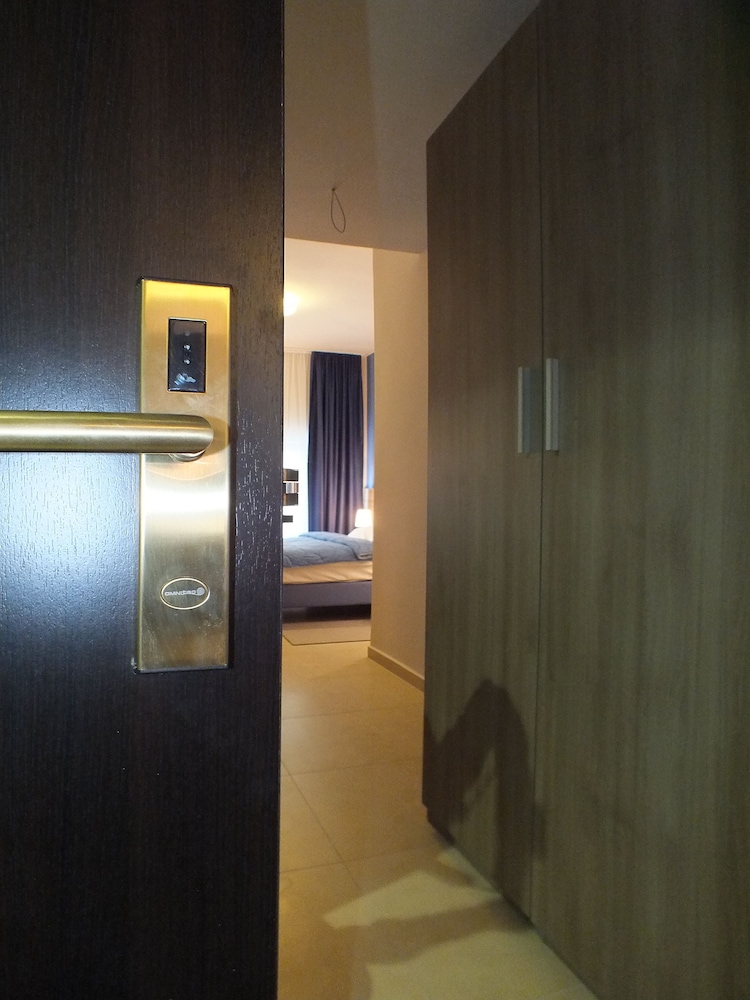 Zenit Hotel 11/19