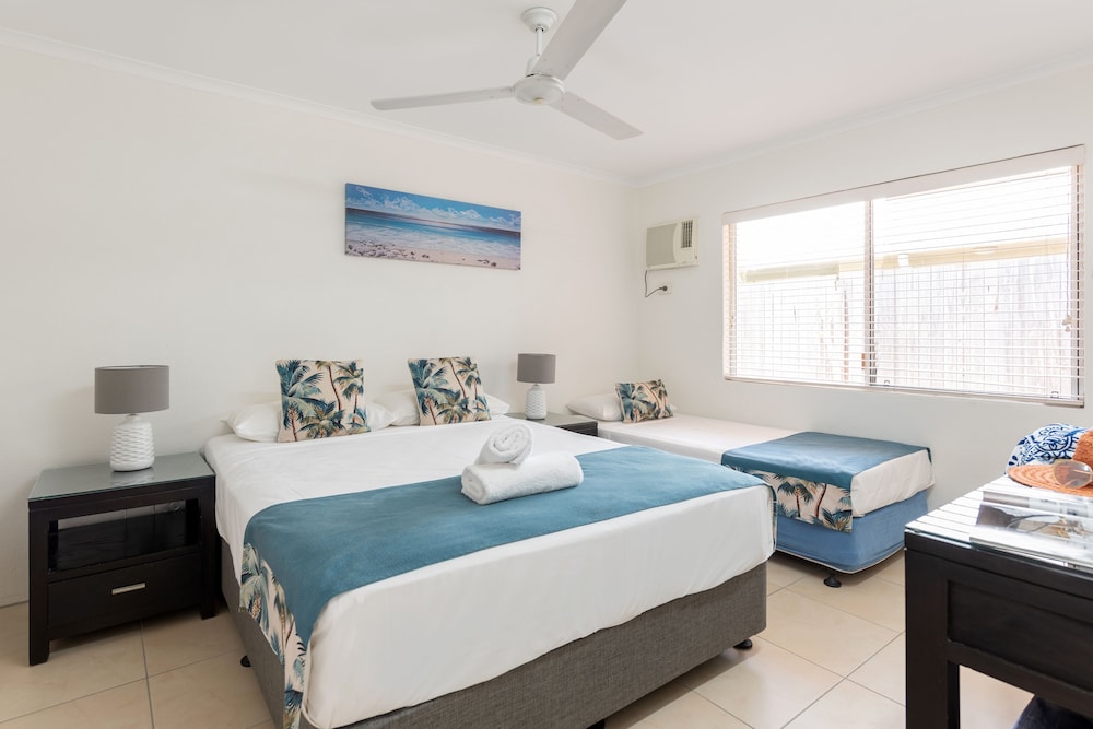 Lychee Tree Holiday Apartments 12/73