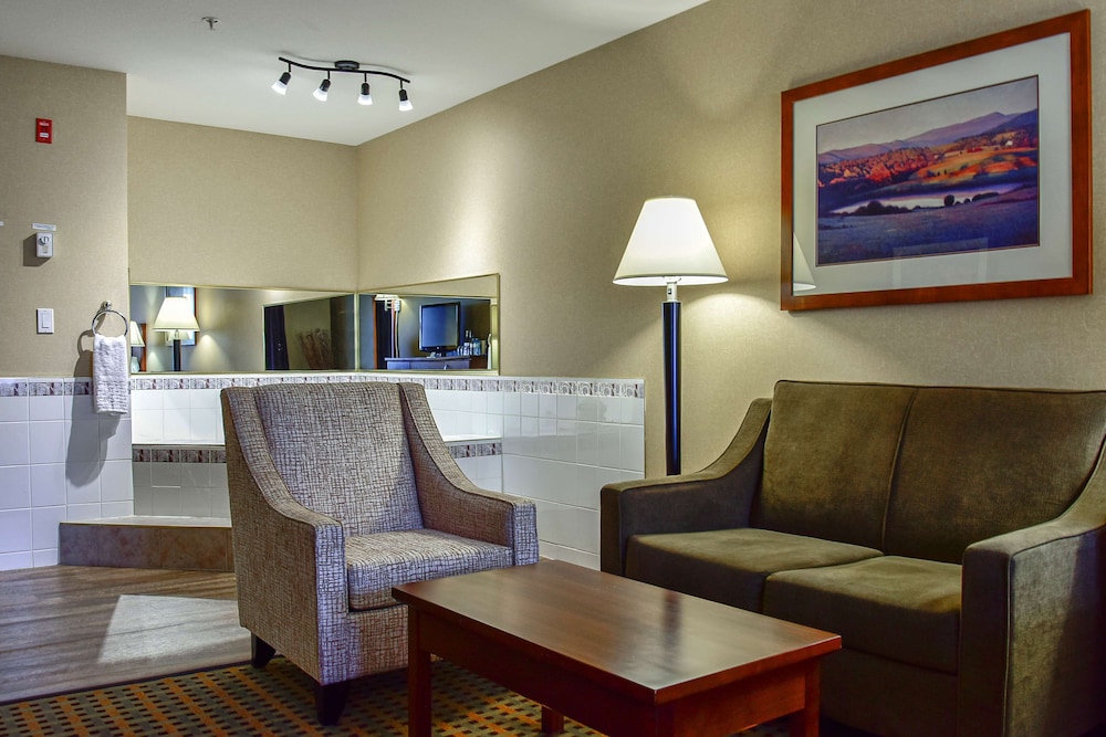 Best Western Plus Osoyoos Hotel And Suites 36/50