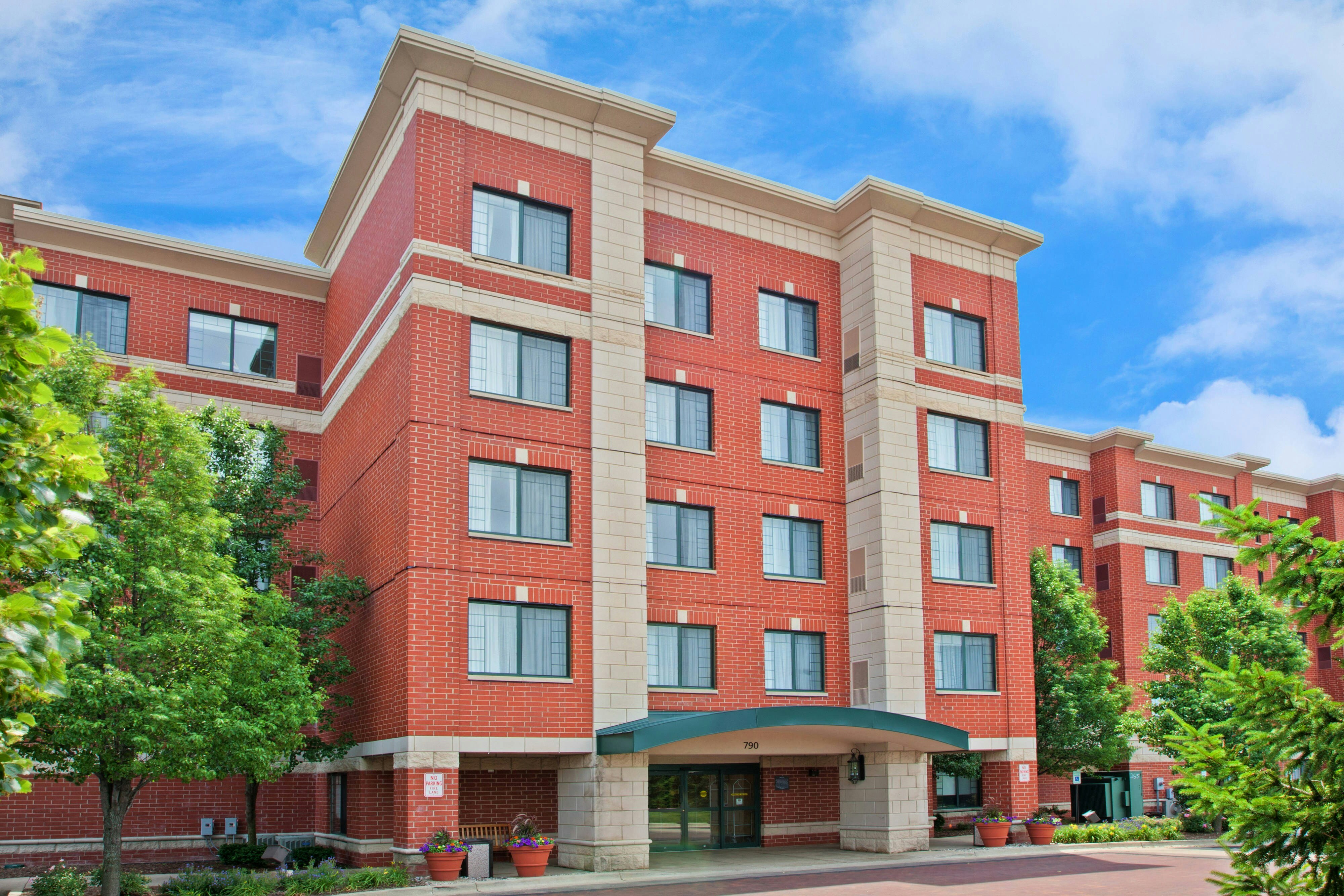 Residence Inn by Marriott Chicago Oak Brook 1/9