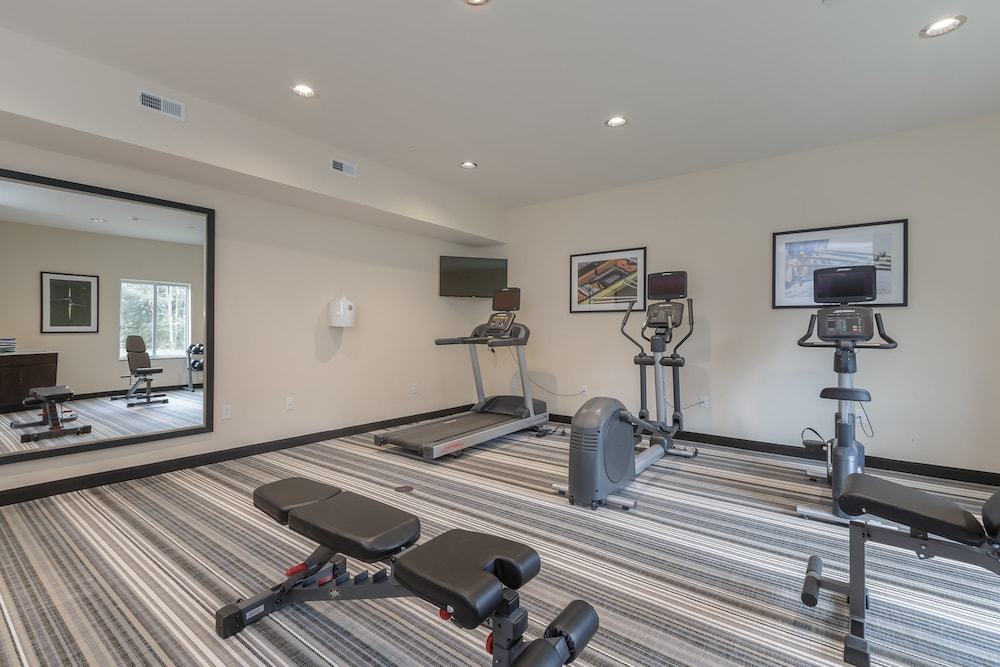 Candlewood Suites Mishawaka 20/42