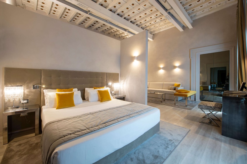 Terrace Pantheon Relais 11/71