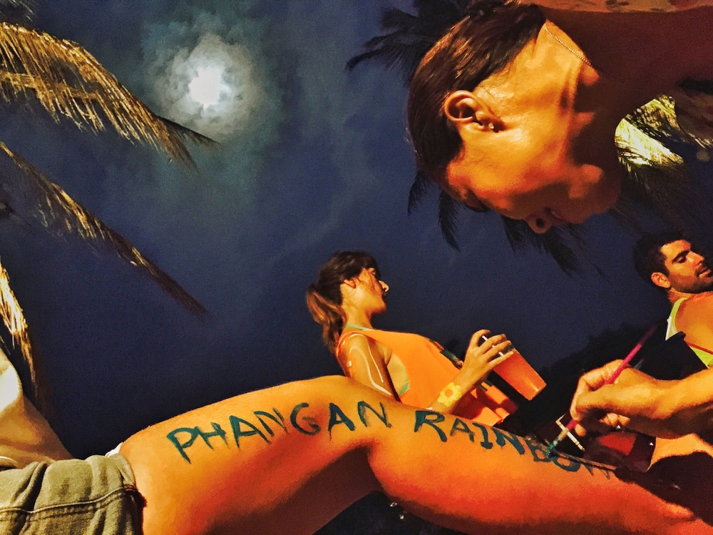 Phangan Rainbow Bungalows 6/30