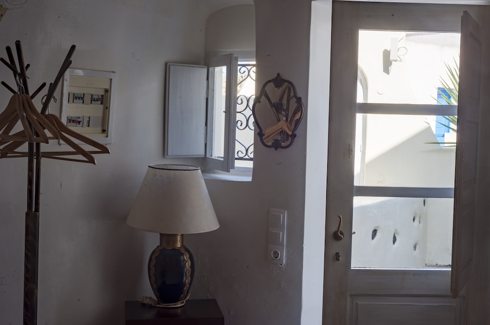 Heliophos Boutique Hotel 20/50