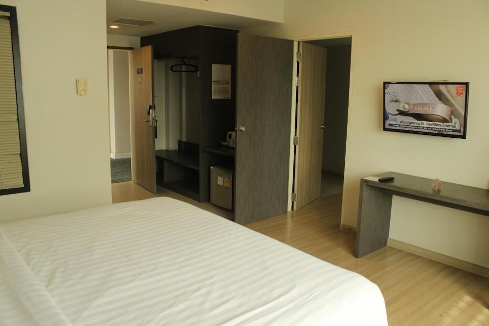 Leosor Hotel 20/58