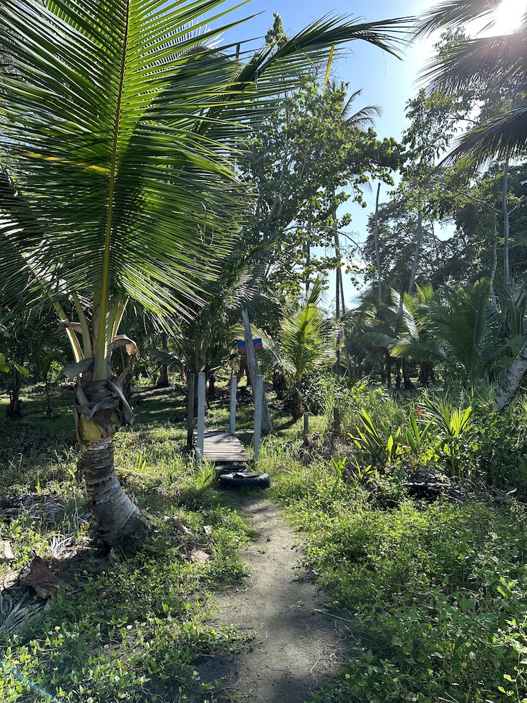 KENAKI LODGE 40/50