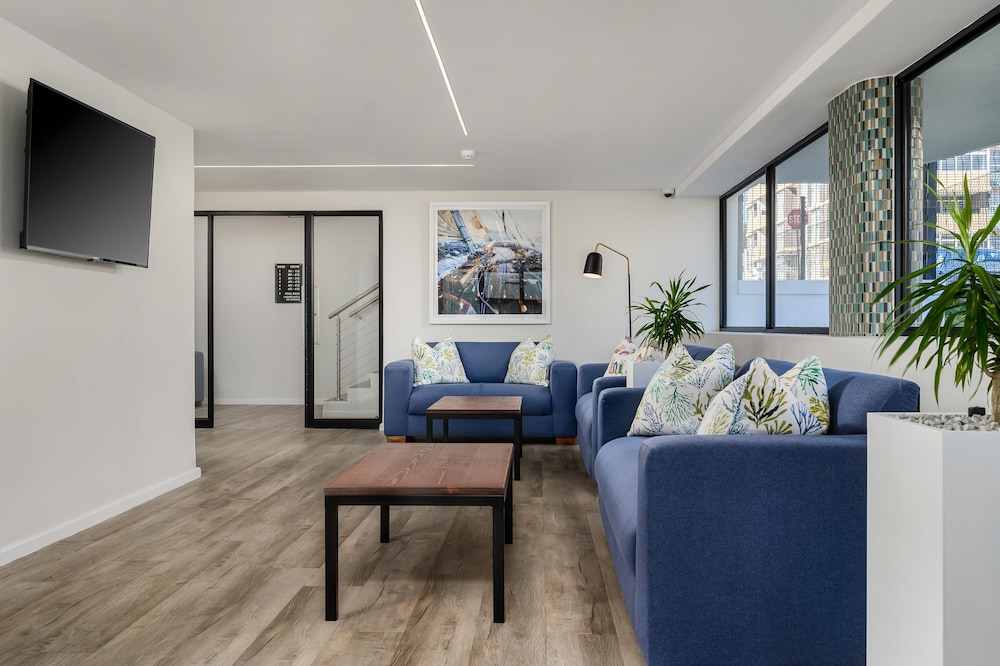 Paxton Luxury Apartments 22/35