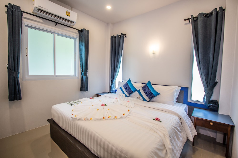 Adarin Beach Resort (ex New Lapaz Villa) 35/65