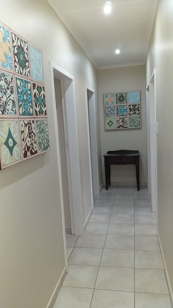 Gecko Inn Guest House 20/50
