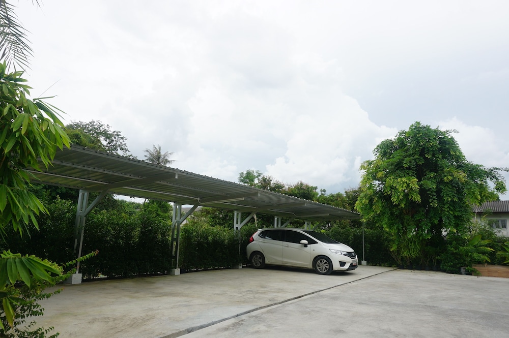 Thai House Hotel & Resort Hat Yai 24/25