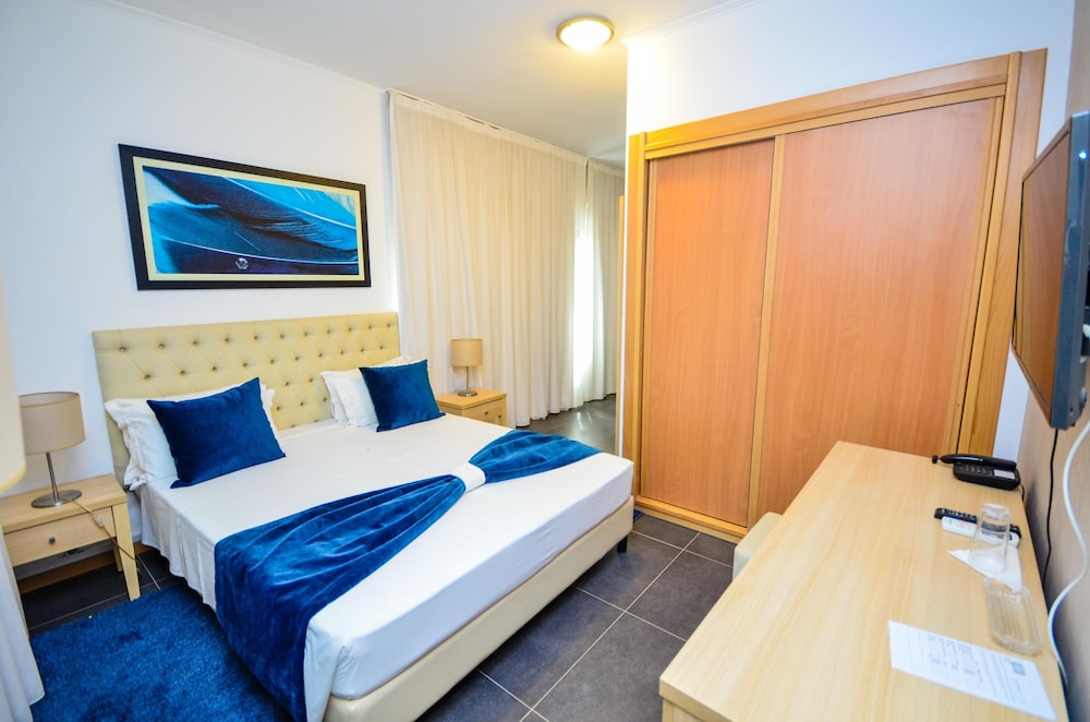 Vivi Hotel 6/45