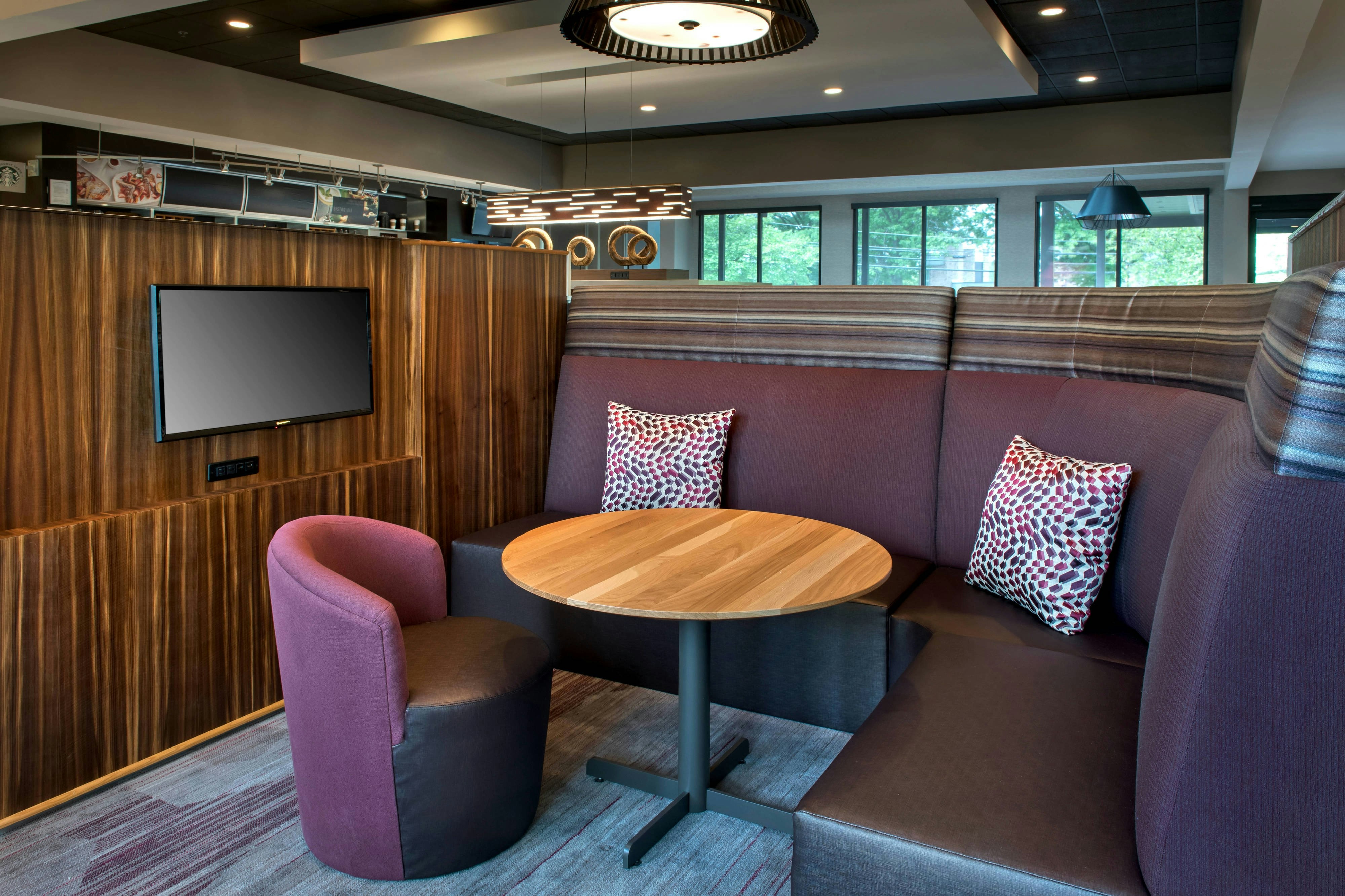 Courtyard Lincroft Red Bank 11/13