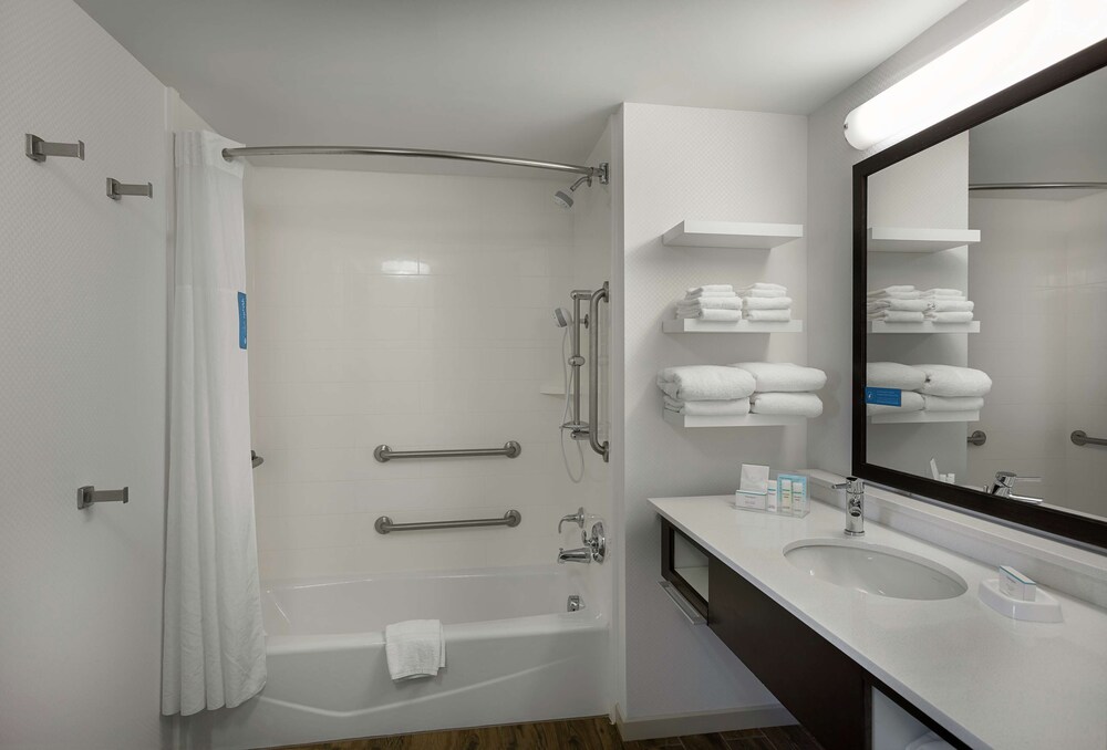 Hampton Inn And Suites Fort Mill Sc 15/58