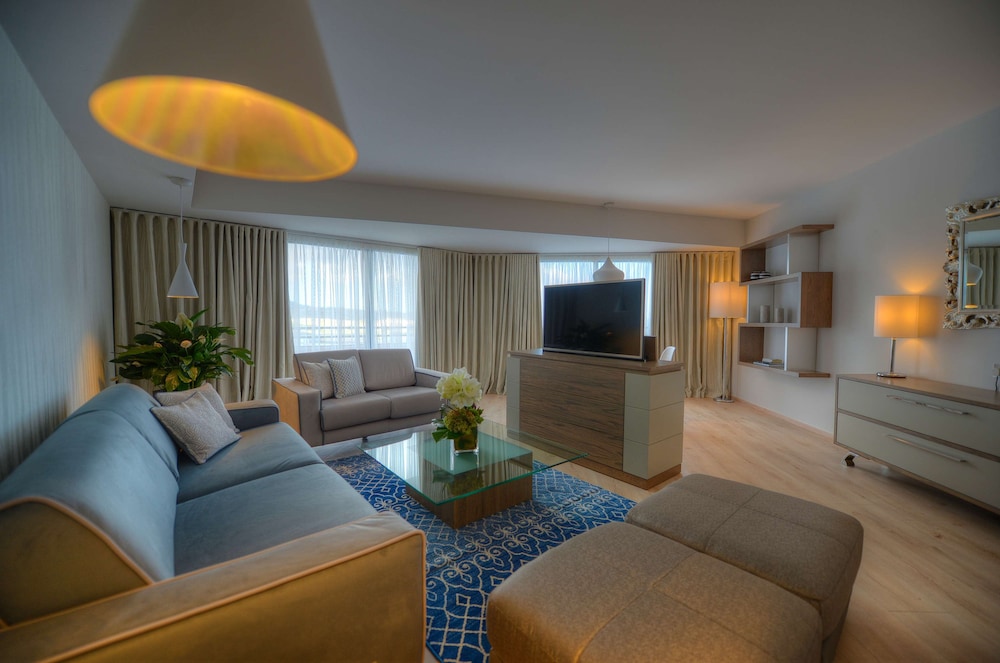 Radisson Blu Resort Malta St Julians 30/50