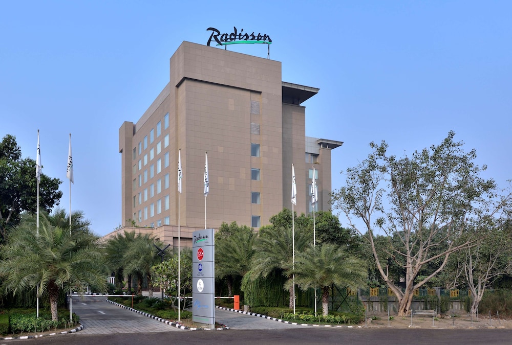 Radisson Noida 3/69