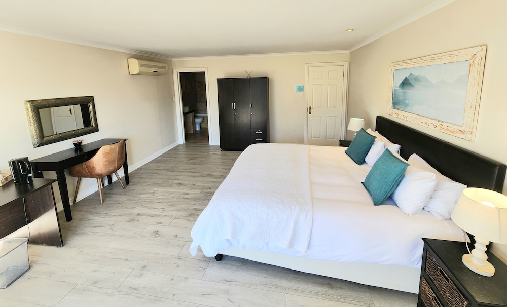 Hout Bay Breeze 6/50
