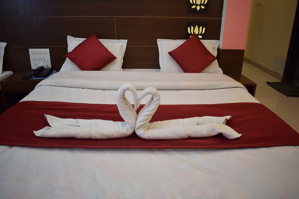 Hotel Shree Pratham Milan 19/28