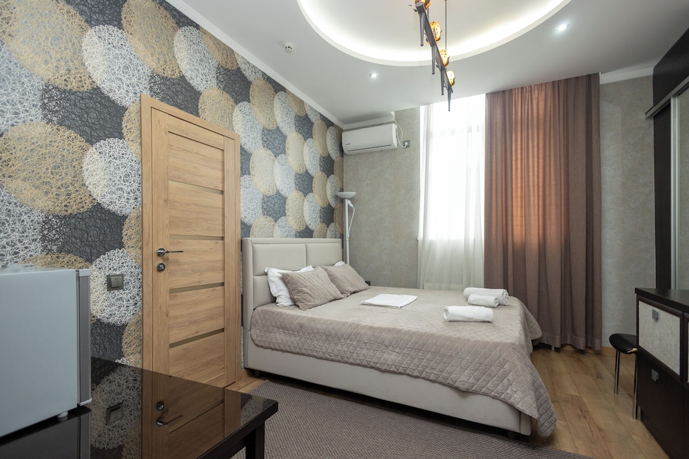 LUXURY, DOUBLE BED